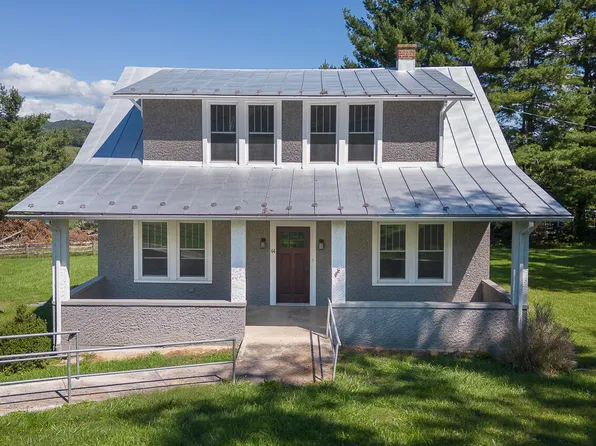 44 Hays Creek Rd, Raphine, VA 24472