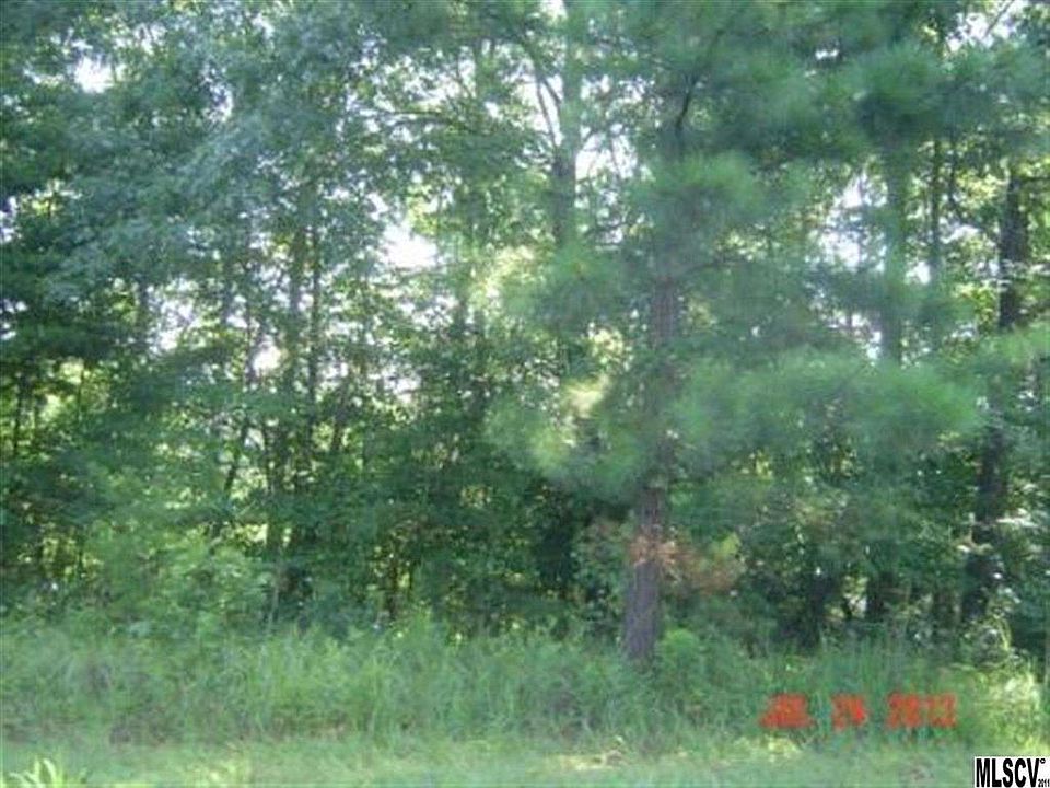 1st image of 34 Overlook Dr