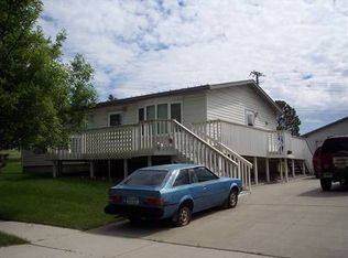 1806 6th Ave NW, Mandan, ND 58554