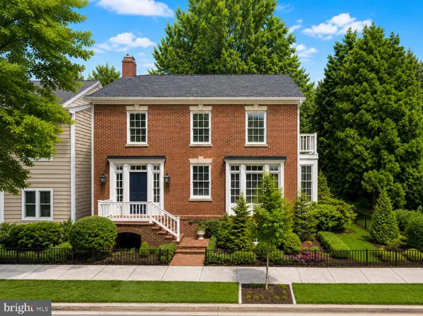 808 Oronoco St, Alexandria, VA 22314