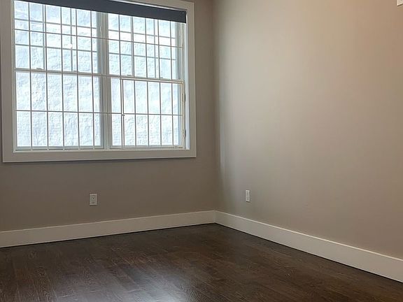 5th image of 5 Lexington Ave #1E