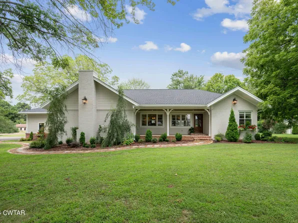 1139 N Broad St, Lexington, TN 38351