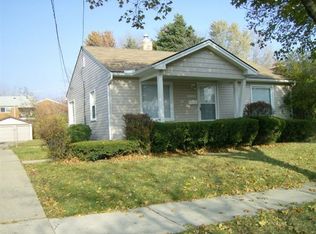 20845 Manchester Blvd, Harper Woods, MI 48225