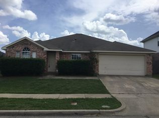 302 Mesquite Hill Dr, Arlington, TX 76002