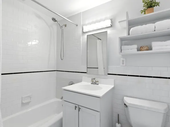 1787 Madison Avenue image 9 of 12