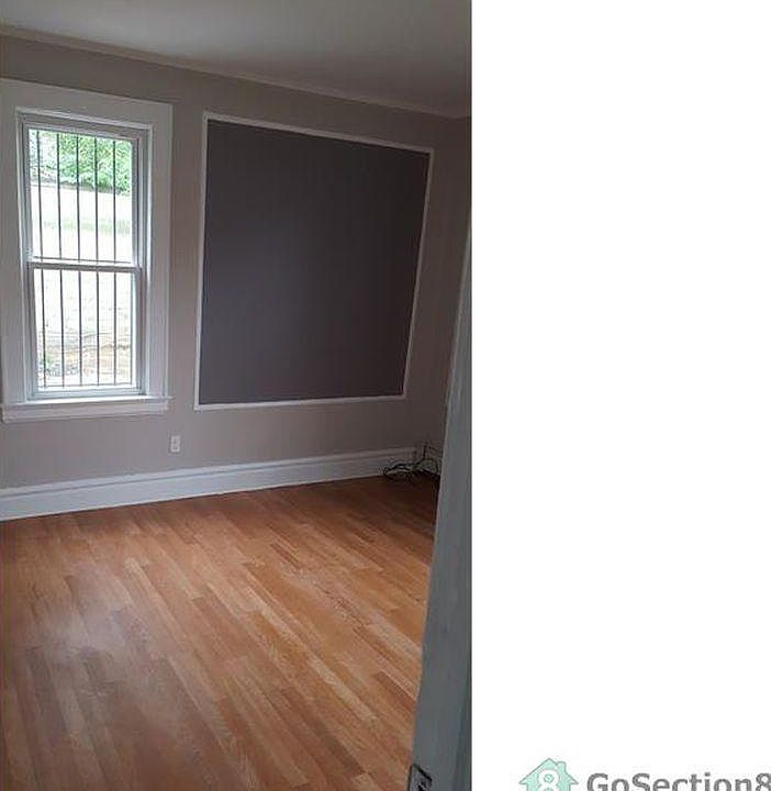 2nd image of 227 S Munn Ave #2BR