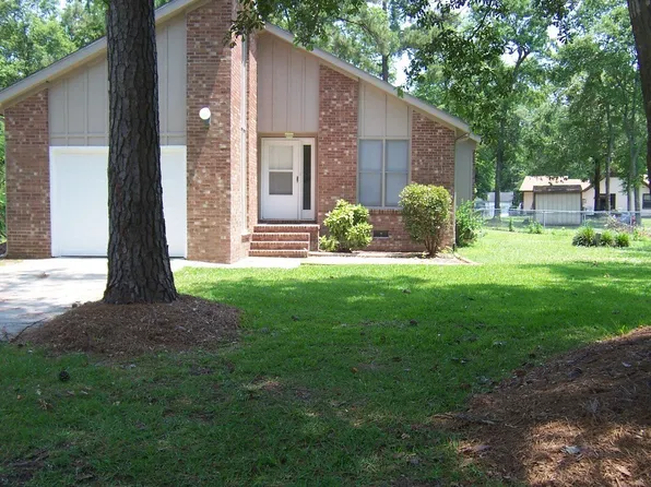 1003 Stillwood Cir, Jacksonville, NC 28540