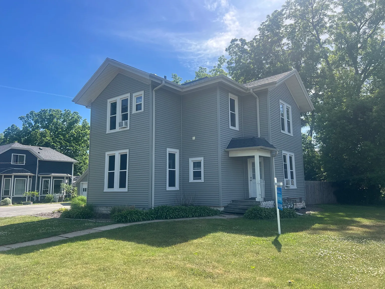 2 bed, 1200 sqft, $1,795 — Photo 4