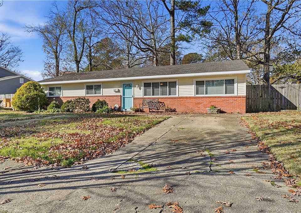 1st image of 443 Appian Ave