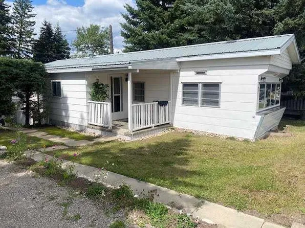726 Carmichael Ln #7, Hinton, AB T7V 1T1