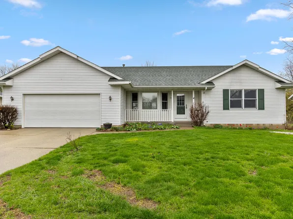 655 Birkdale Ct, Coopersville, MI 49404