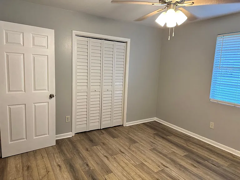 2145 Louisiana Ave — Photo 7