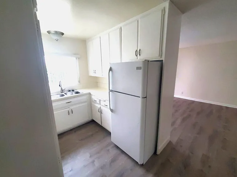 4344 Ohio St #4 — Photo 2