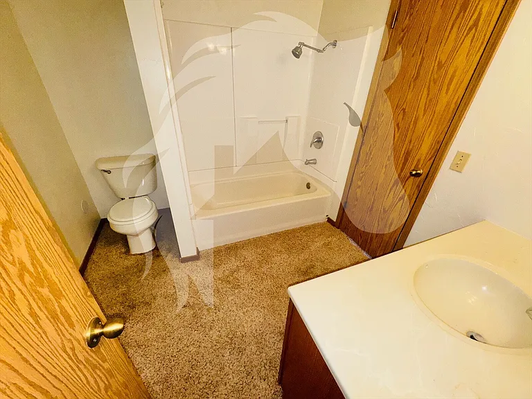 1418 Texas Ave — Photo 13