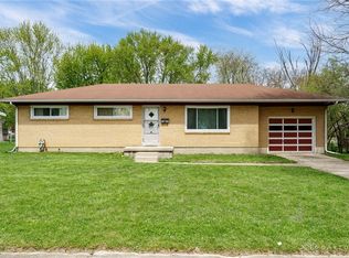 1106 Sundown Rd, Springfield, OH 45503