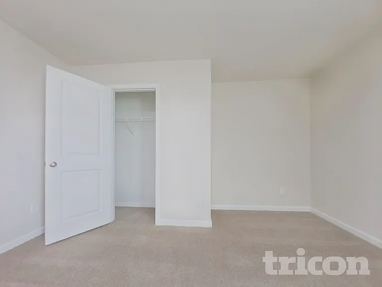 717 Vanguard St — Photo 15