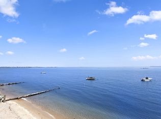 350 Rabbit Ln, East Marion, NY 11939