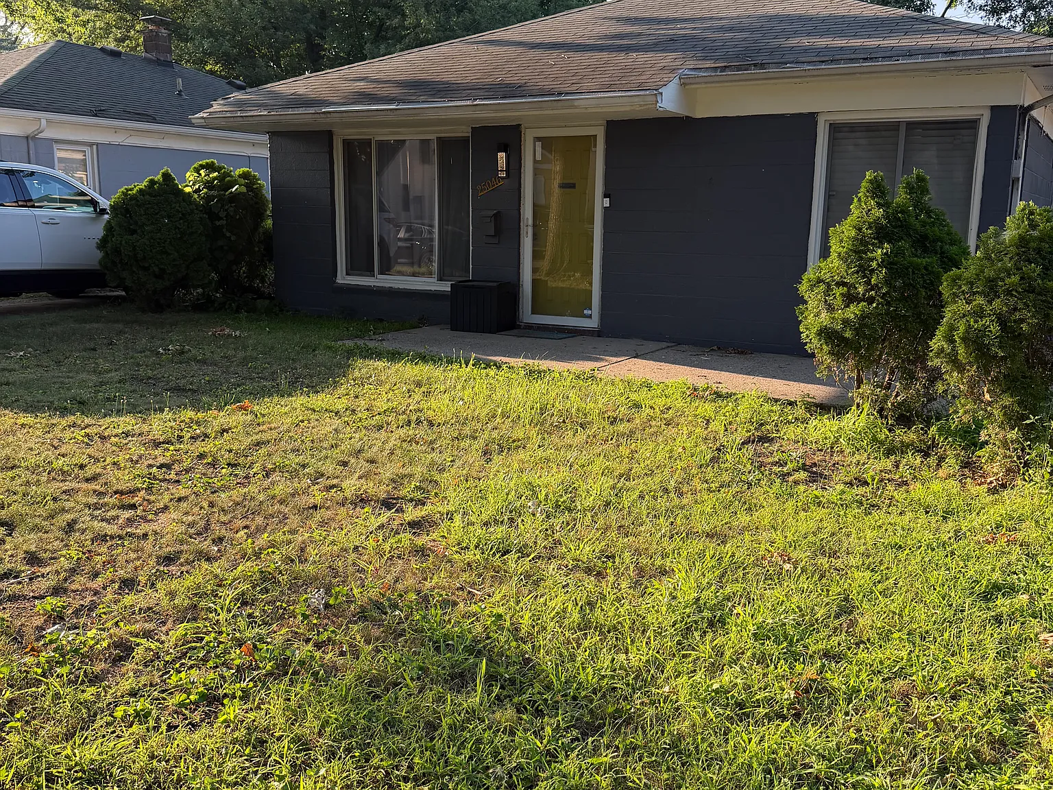 4 bed, 1265 sqft, $1,700 — Photo 1