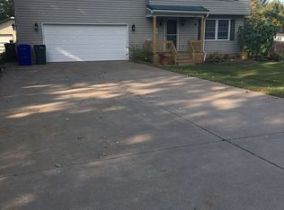6169 Keller Ave, Newfane, NY 14108