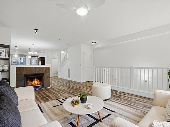 3rd image of 2115 201st Place SE #B2