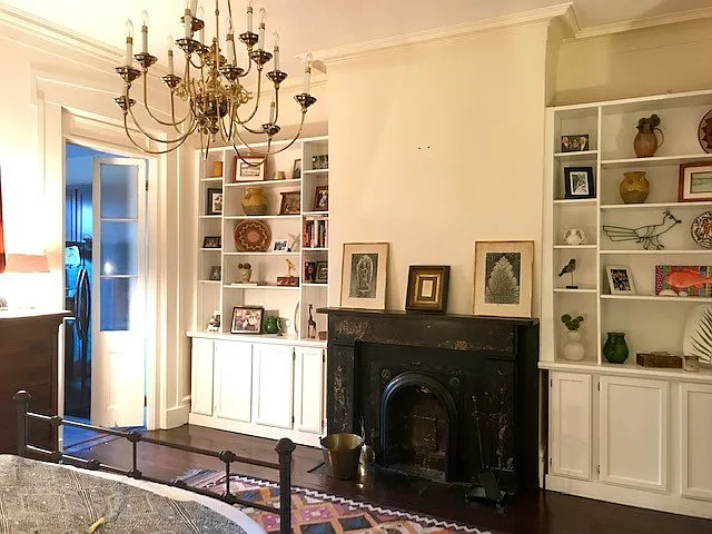 118 E Harris St — Photo 5
