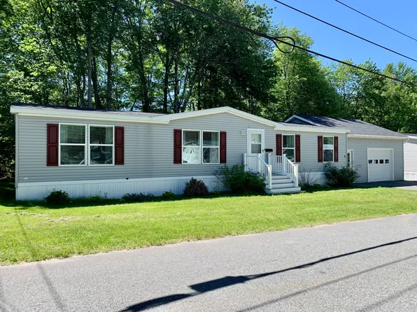 5 Stanley Drive, Lisbon, ME 04250