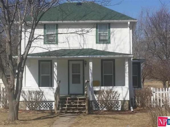 2106 Front St, Blair, NE 68008