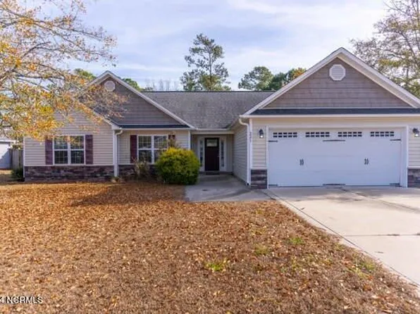 221 Marsh Haven Drive, Sneads Ferry, NC 28460