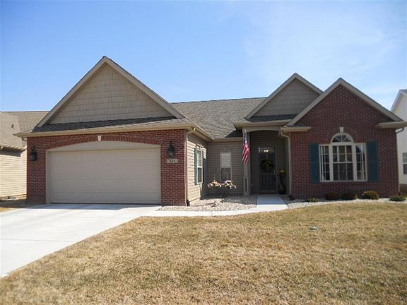 2nd image of 3660 Farnsworth Dr