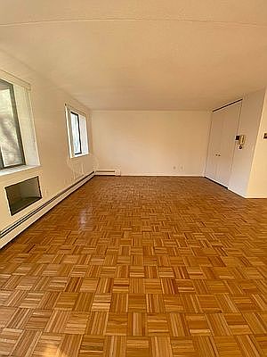 4th image of 66-00 Austin St APT 4Y