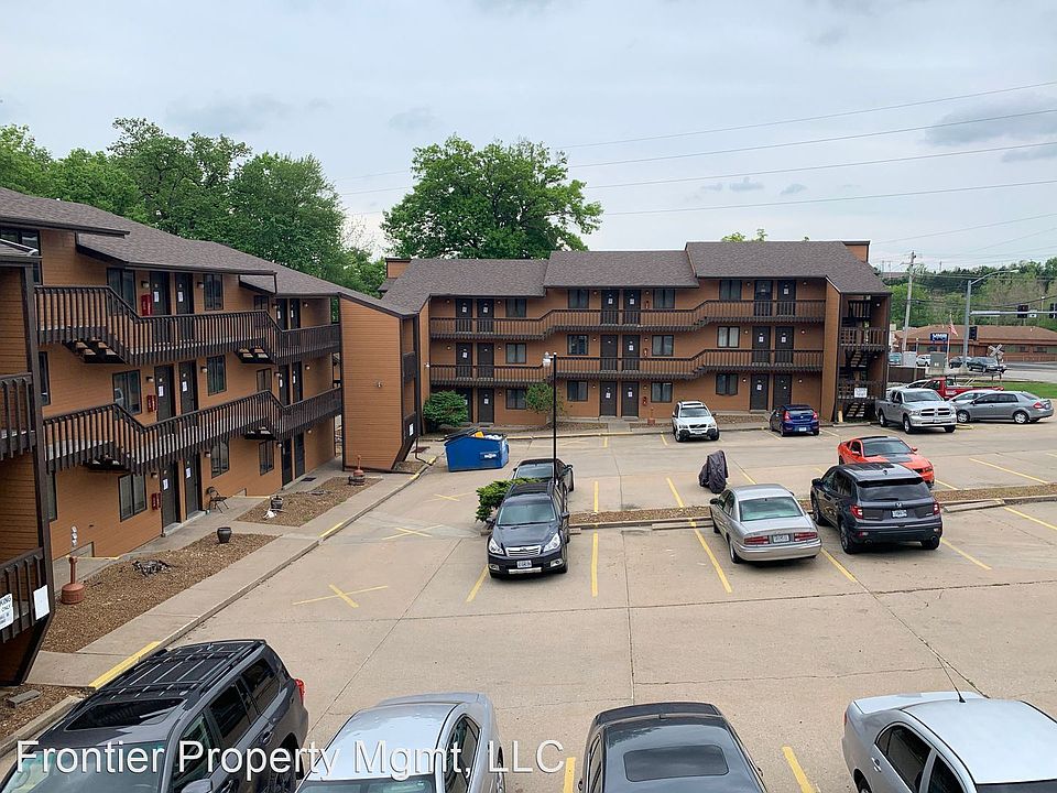 2nd image of 219-221-223 Dix Rd #223-41