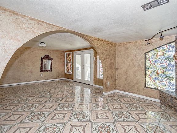 4th image of 7910 Bellfort St
