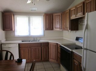 142 Florida Ave, Salina, KS 67401