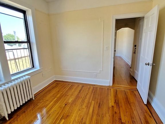 5th image of 25-58 35th St #43