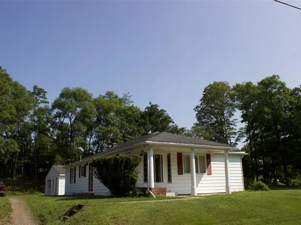 17 New St, Apalachin, NY 13732