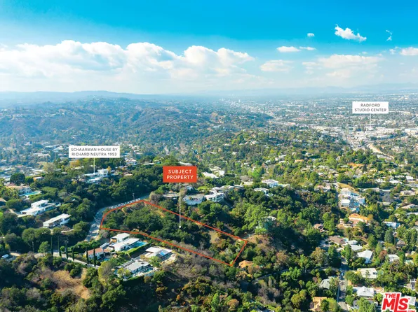 7831 Mulholland Dr, Los Angeles, CA 91604