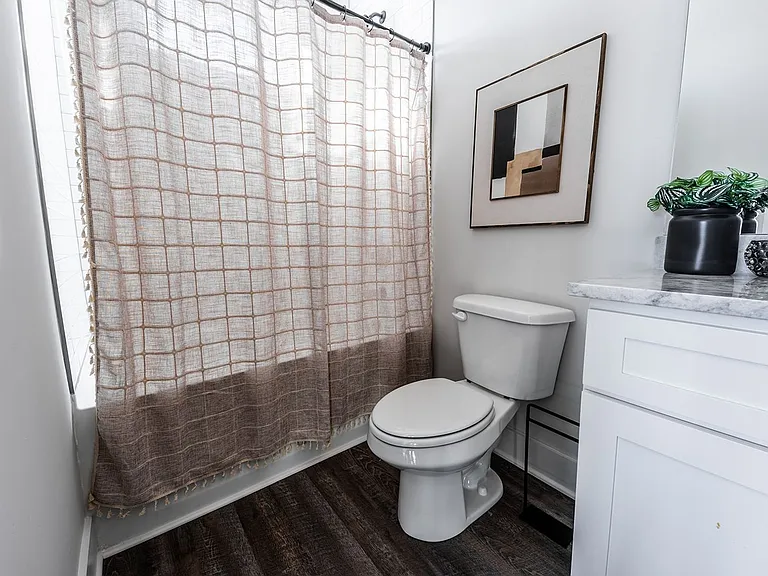 228 Oceola Ave — Photo 18