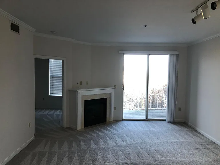 1645 International Dr #303 — Photo 51