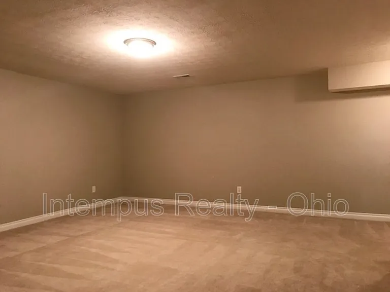 6346 Grassmere Dr — Photo 63
