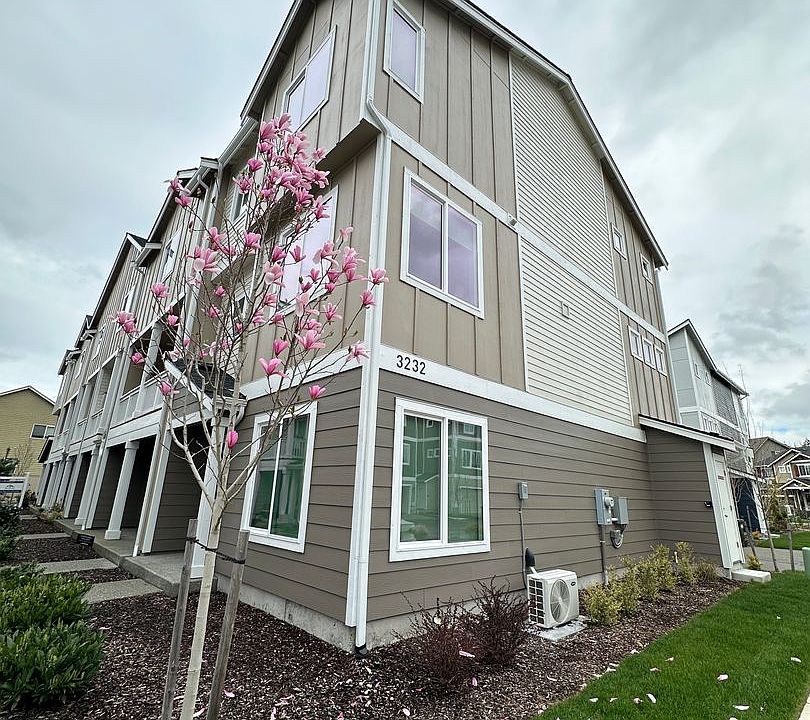 1st image of 3232 Juno Ct NE Unit A