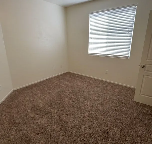 6224 W Thompson Ave — Photo 21