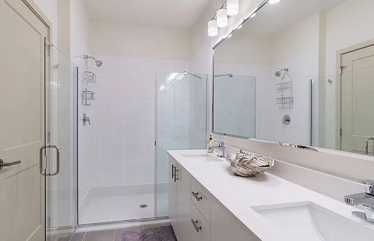 Walk-in Shower