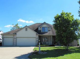 2917 Easton Ridge Pl, Fort Wayne, IN 46818