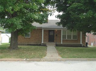 101 Ozark Dr, Crystal City, MO 63019