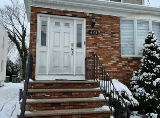 428 Brook St FLOOR 1, Linden, NJ 07036