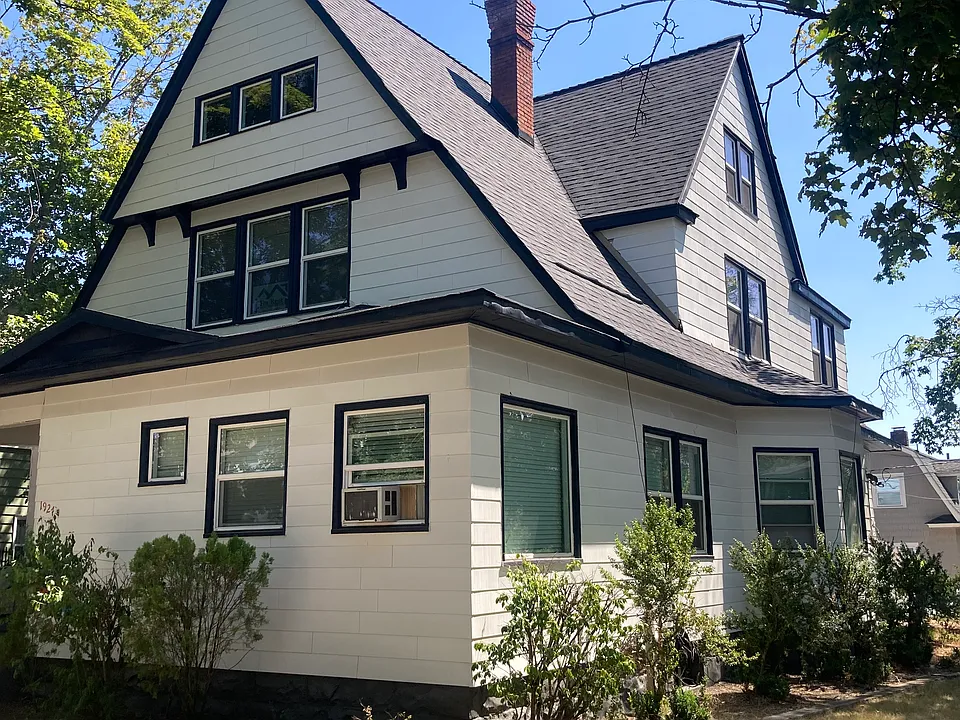 1927 W 2nd Ave #1