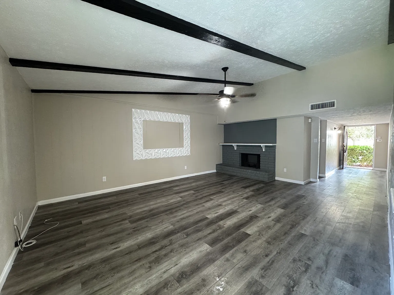 3 bed, 1528 sqft, $1,850 — Photo 4