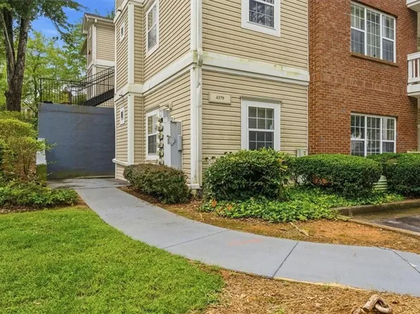 4379 Orchard Park Ct, Stone Mountain, GA 30083
