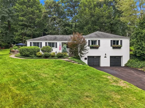 127 Brookside Blvd, Pittsburgh, PA 15241