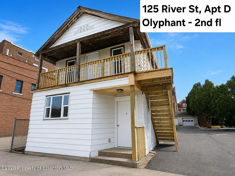 125 River St #D — Photo 1